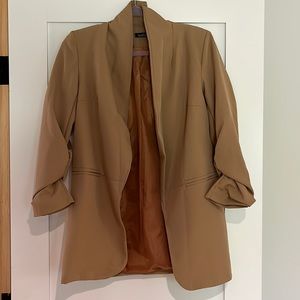 Beautiful boohoo blazer